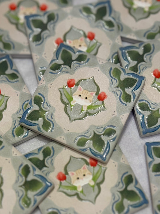 Eunique Art: British Shorthair, Vintage Majolica Tile, Glossy Relief Ceramic Magnet