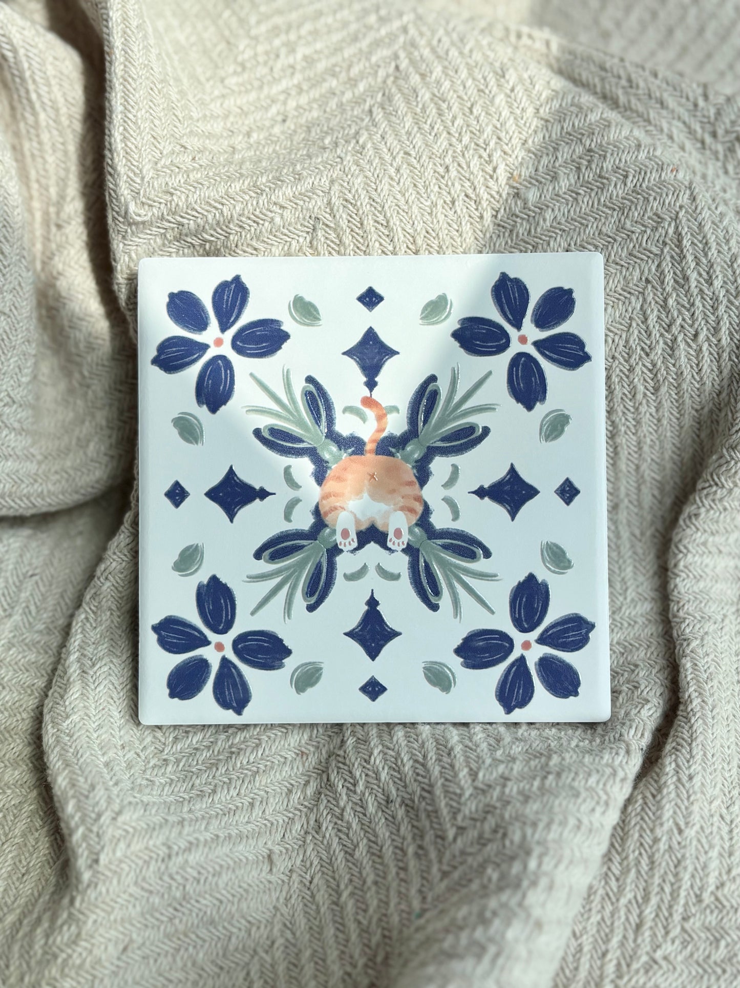 橘貓【青花時光】立體浮雕花磚陶瓷杯墊