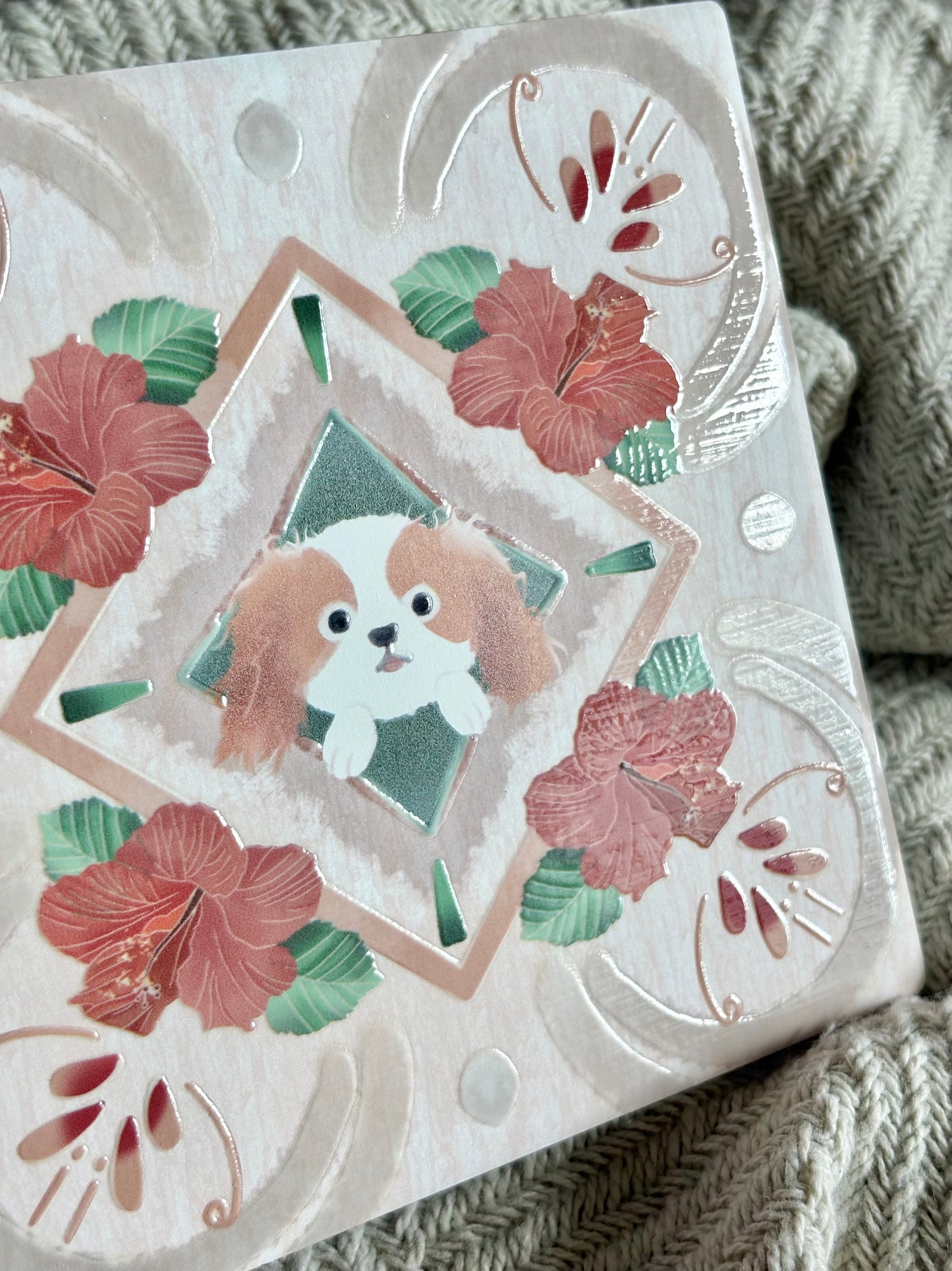 Eunique Art: King Charles Spaniel, Vintage Majolica Tile, Glossy Relief Ceramic Coaster Detail